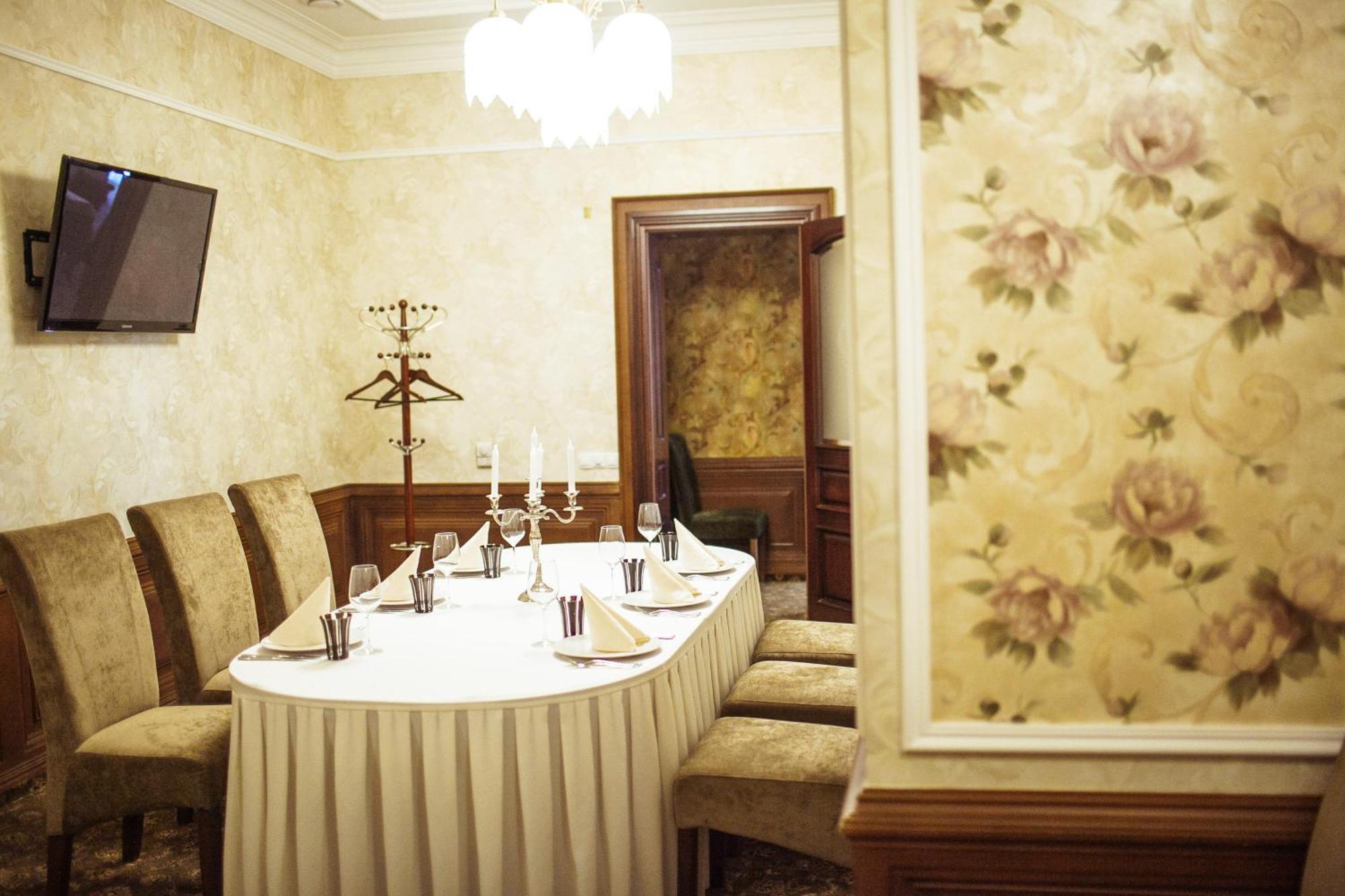 Warszawa Hotel Malekhuv Extérieur photo